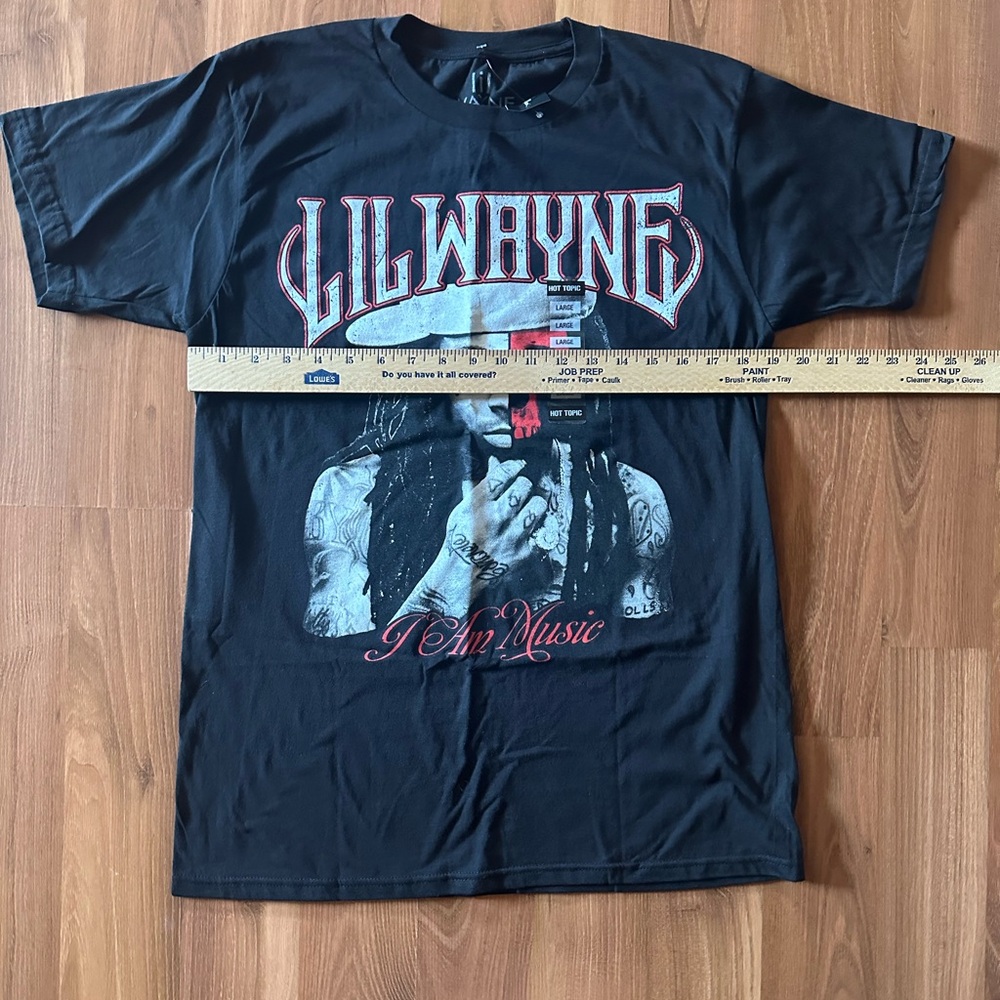 🆕 NWT Lil Wayne I Am Music 🎶 T-Shirt size Large Hot Topic - Picture 4 of 6